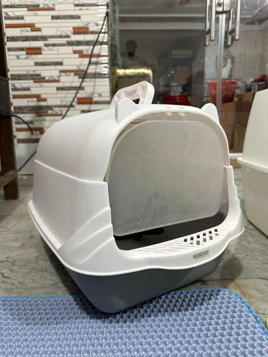 Nexora™ PrivacyPaw Haven — Premium Enclosed Cat Litter Box With Privacy Door & Anti-Tracking Step